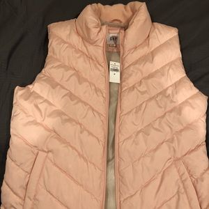 Never worn GAP peach pink bubble vest